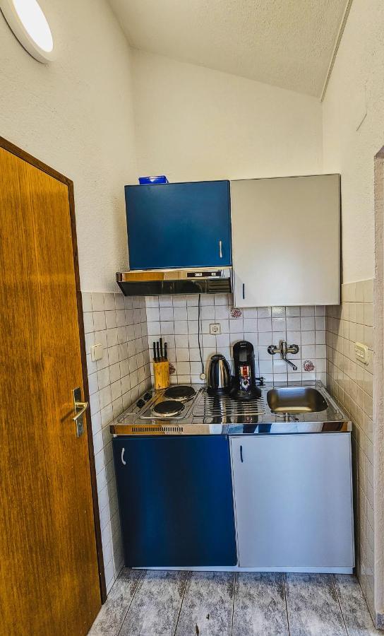Aenona Sea View Apartments Нін Екстер'єр фото